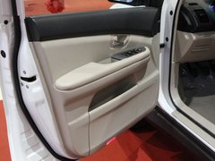 2011款 2.0L 手动 尊贵型 5座