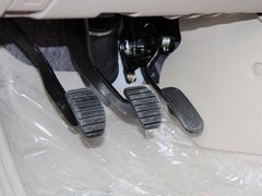 2011款 2.0L 手动 尊贵型 5座