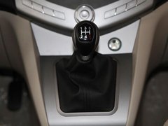 2011款 2.0L 手动 尊贵型 5座