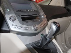 2011款 2.0L 手动 尊贵型 5座