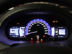 2011款 2.0L 手动 尊贵型 5座