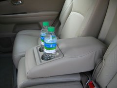 2011款 2.4L 自动 尊享型 5座