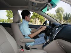 2011款 2.4L 自动 尊享型 5座