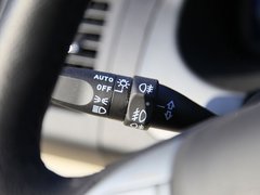 2011款 2.4L 自动 尊享型 5座