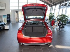 2010款 2.0T Sportback 技术型