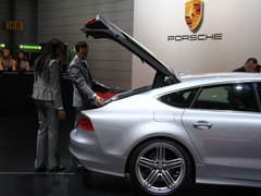 2012款 3.0 TFSI S-Tronic quattro 豪华型