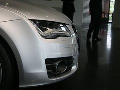 2012款 3.0 TFSI S-Tronic quattro 豪华型