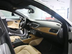 2012款 3.0 TFSI S-Tronic quattro 豪华型