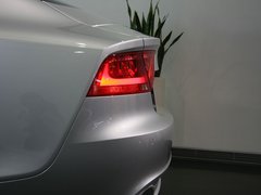 2012款 3.0 TFSI S-Tronic quattro 豪华型