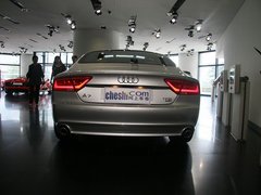 2012款 3.0 TFSI S-Tronic quattro 豪华型