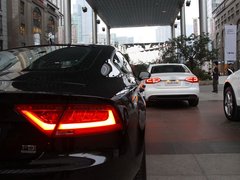 2012款 3.0 TFSI S-Tronic quattro 豪华型