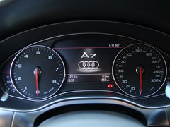 2012款 3.0 TFSI S-Tronic quattro 豪华型