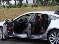 2012款 3.0 TFSI S-Tronic quattro 豪华型