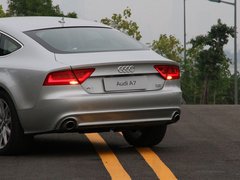 2012款 3.0 TFSI S-Tronic quattro 豪华型