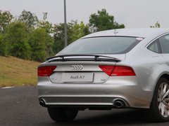 2012款 3.0 TFSI S-Tronic quattro 豪华型