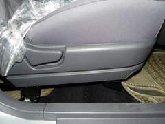 2010款 1.0L 手动 舒适型