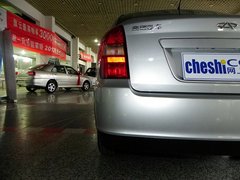 2010款 1.0L 手动 舒适型