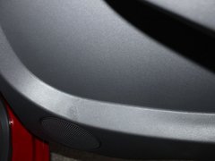 2010款 1.0L 手动 舒适型