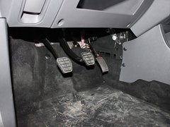 2010款 1.0L 手动 舒适型