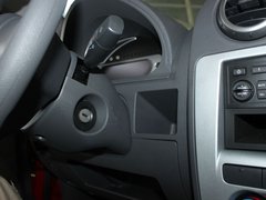 2010款 1.0L 手动 舒适型