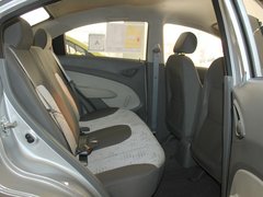 2010款 两厢 1.2SE EMT 理想版