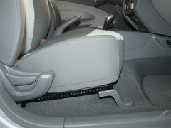 2010款 两厢 1.2SE EMT 理想版