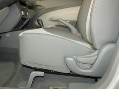 2010款 两厢 1.2SE EMT 理想版