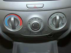 2010款 两厢 1.2SE EMT 理想版