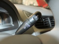 2010款 两厢 1.2SE EMT 理想版