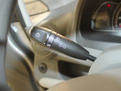 2010款 两厢 1.2SE EMT 理想版