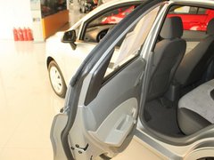 2010款 两厢 1.2SE EMT 理想版
