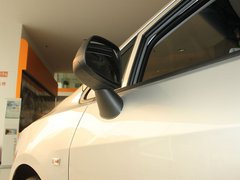 2010款 两厢 1.2SE EMT 理想版