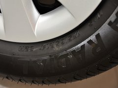 2010款 两厢 1.2SE EMT 理想版