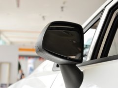 2010款 两厢 1.2SE EMT 理想版