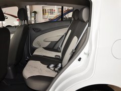 2010款 两厢 1.2SE EMT 理想版
