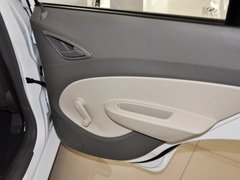 2010款 两厢 1.2SE EMT 理想版