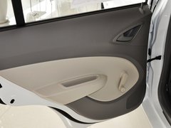 2010款 两厢 1.2SE EMT 理想版
