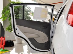2010款 两厢 1.2SE EMT 理想版