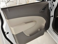 2010款 两厢 1.2SE EMT 理想版