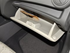 2010款 两厢 1.2SE EMT 理想版