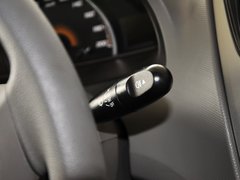 2010款 两厢 1.2SE EMT 理想版