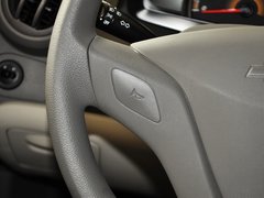 2010款 两厢 1.2SE EMT 理想版