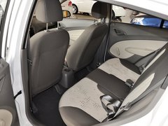 2010款 两厢 1.2SE EMT 理想版