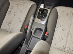 2010款 两厢 1.2SE EMT 理想版