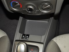 2010款 两厢 1.2SE EMT 理想版