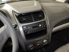 2010款 两厢 1.2SE EMT 理想版