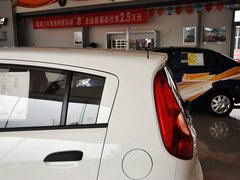 2010款 两厢 1.2SE EMT 理想版