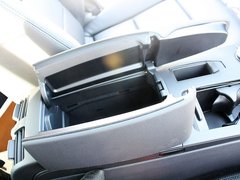 2011款 E200L 1.8T CGI优雅型