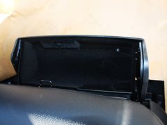2011款 E200L 1.8T CGI优雅型