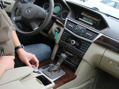 2011款 E200L 1.8T CGI优雅型
